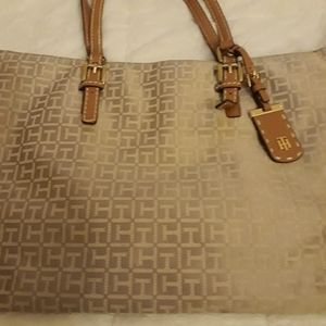 TOMMY HILFIGER TOTE (and wallet)